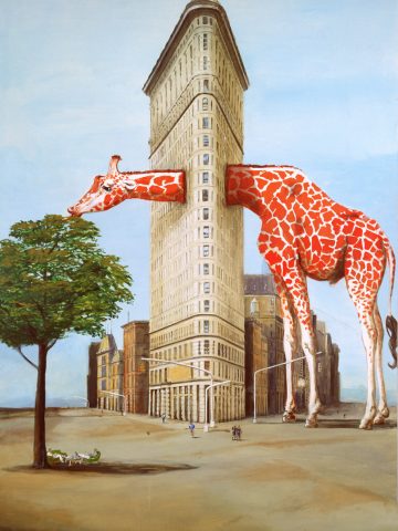 Jirafa atravesando el Flatiron Building en un cuadro de Ignacio Goitia, cuello estirado hacia un árbol en Manhattan